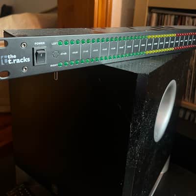 Urei 1620LE +E&S isolator image 8