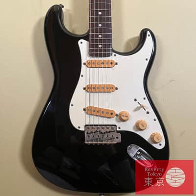 Fender Japan ST33R Stratocaster E Serial 1980s Electric Guitar image 2