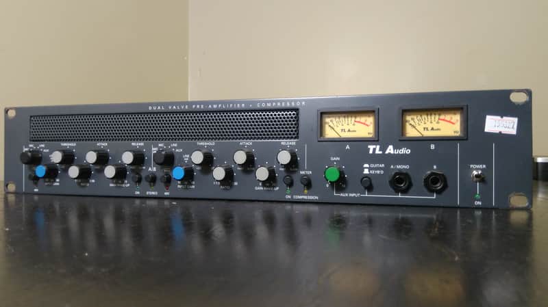 Immagine TL Audio C-1 dual valve pre-amp & compressor - 1