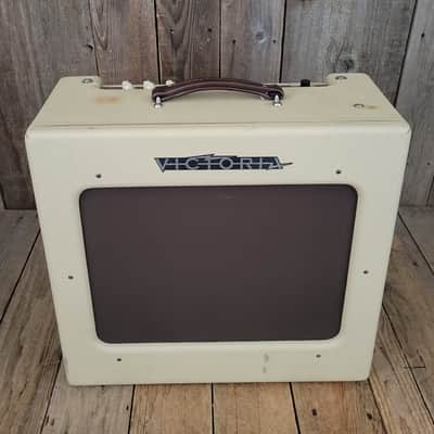 Victoria Regal II - Blond Tolex 2008 15" hand wired tube amp image 2