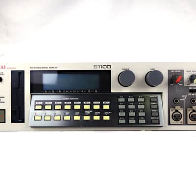 Akai S1100 MIDI Stereo Digital Sampler 1990 | Reverb