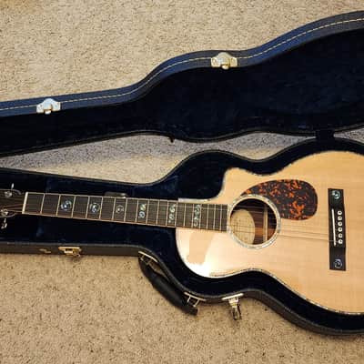 Larrivee PV10 Deluxe Series 2026 - Natural Gloss image 16