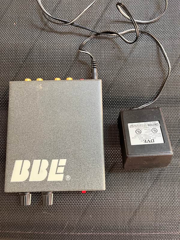 BBE sonic maximizer 264, RCA ins and outs, 1/4 rack, with rare 12VAC power supply image 1