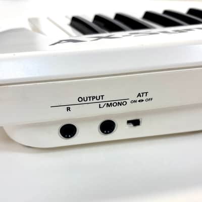 Roland AX-Synth 49-Key Shoulder Synthesizer White image 4