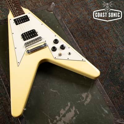 1993 Gibson Flying V '67 Reissue Alpine White w/ Case image 6