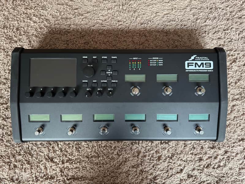 Fractal Audio FM9 Mark II Amp Modeler / FX Processor 2024 - Present - Black image 1