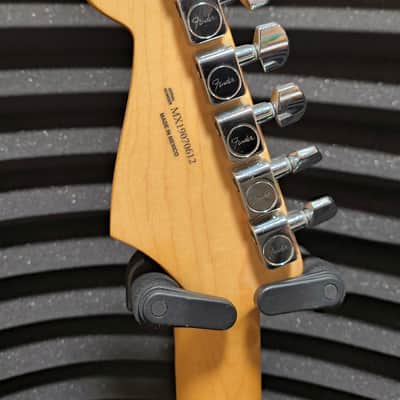 Fender Player Stratocaster HSS Plus Top with Maple Fretboard 2019 - 2024 - Aged Cherry Burst image 5