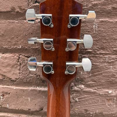 Alvarez RD8 Dreadnought Acoustic Guitar w/ Original Alvarez Hard Shell Case imagen 9