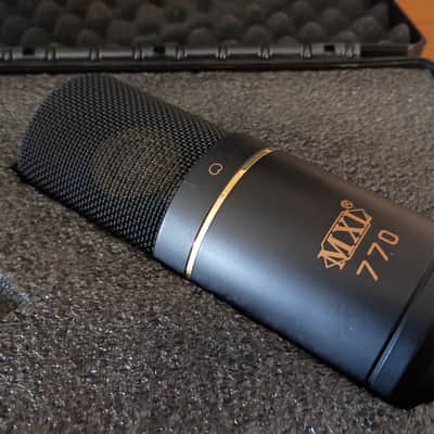 MXL MX1 770 CONDENSOR MICROPHONE WITH CASE. WORKS GREAT! image 2