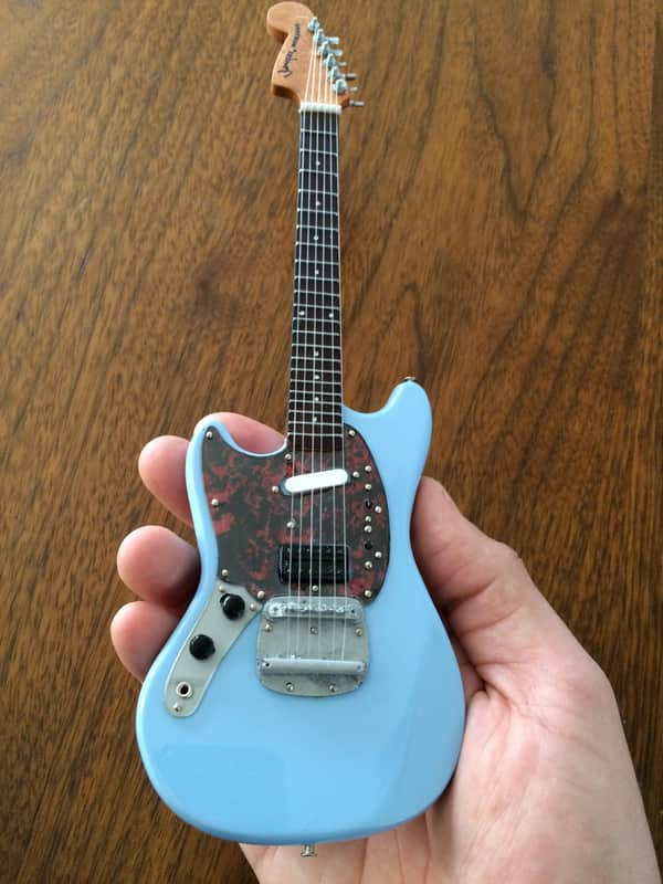 Kurt Cobain Sonic Blue Fender Mustang Guitar Miniature Replica