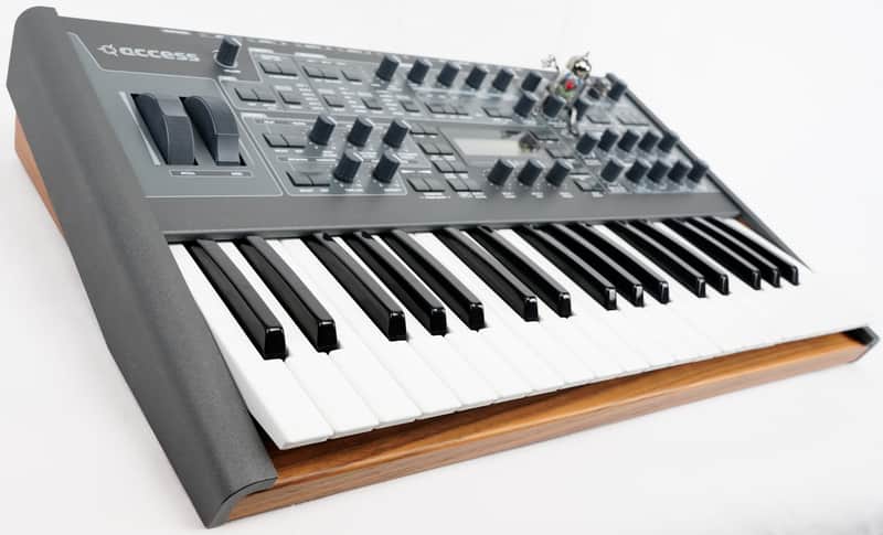 Access Virus Ti2 Darkstar Synthesizer Keyboard + Top Zustand + 1,5J Garantie image 1