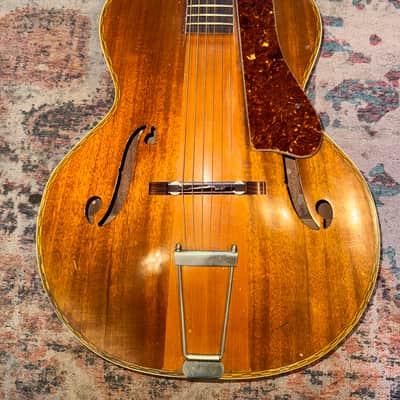 Harmony H1414 Patrician 1940 - 1954 - Striped Natural Acoustic Archtop with HSC image 1