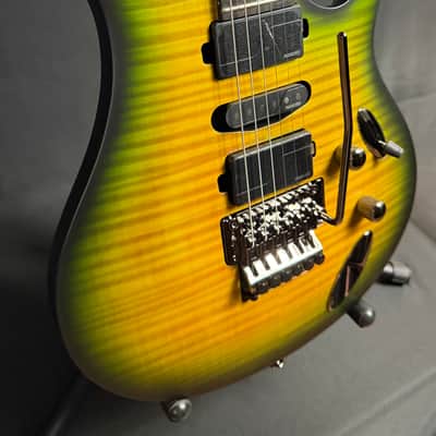 PRS SE Chleo Herman Li Signature Electric Guitar Mantis Burst Finish w/ Gig Bag image 5