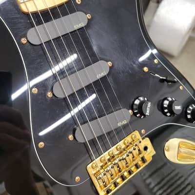 Fender Deluxe Series Stratocaster MIM w/ EMG Pick Ups - 2000s - Black/Gold W/ Gig Bag (C016-48) image 15