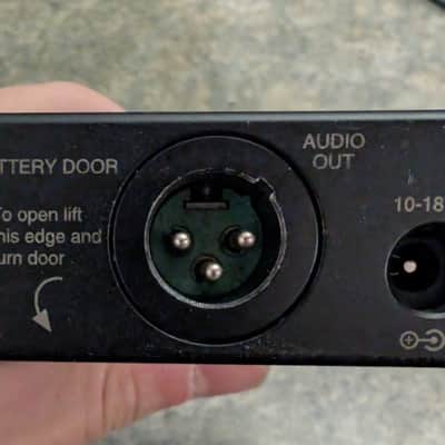 Mint - Lectrosonics UCR201 Diversity Receiver Block 22 (563-588MHz) S/N: 2818 image 5