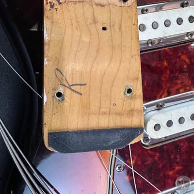 Fender Bass VI from 1961 in sunburst finish with case image 10