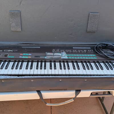 Yamaha DX7 Programmable Algorithm Synthesizer 1983 - 1987 - Black image 3