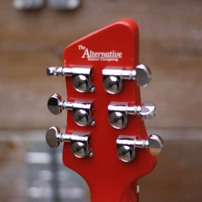 The Alternative Guitar Company 34 1/2 2000s - Red image 9