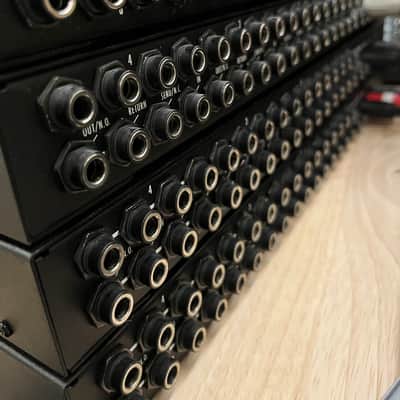 4X Voodoo Lab GCX Audio Switcher 2010s - Black, 1X Voodoo Lab Ground Control Pro 2010s - Black image 2