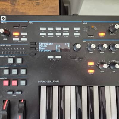 Novation Summit 61-Key 16-Voice Synthesizer 2019 - Present - Black image 7