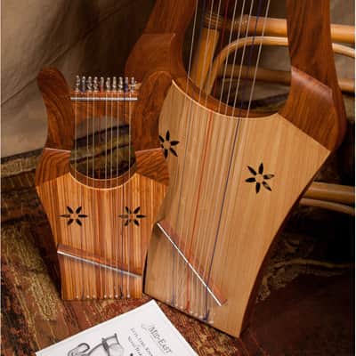 Mid-East HKNA-L Kinnor Harp with Tuning Tool & Padded Gig Bag- Light image 7
