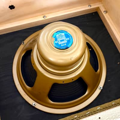 Luxe-Tone 1 x 12" Cabinet w/Fender Tilt Legs Celestion Gold Alnico Custom Cover image 7