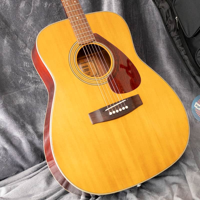 1970s Yamaha FG200 Natural gloss