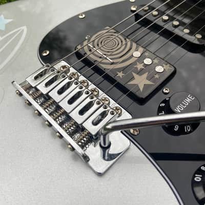 Fender Player Stratocaster - HSS - Billy Corgan Z-One - 2020 - Silver - Maple Fretboard - MIM image 4