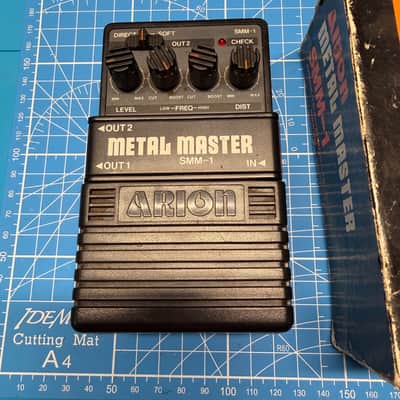 Vintage Arion SMM-1 Metal Master Distortion Pedal w/ Original Box – Made in Japan – Excellent Condition image 2