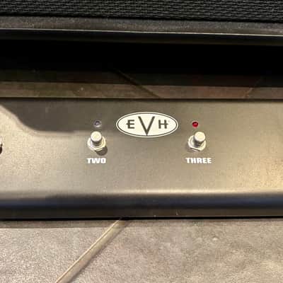 EVH 5150III EL34 50w Amp Head & EVH 2x12 Cab - Black image 6