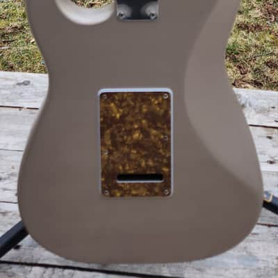 Fender Standard 'Fire Series' Stratocaster Worn Shoreline Gold 1996 Ensenada image 6