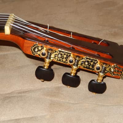 Super Rare - Made in 1969 - Yamaha GC3 - Exceptional Classical Concert Guitar In Excellent Condition image 4