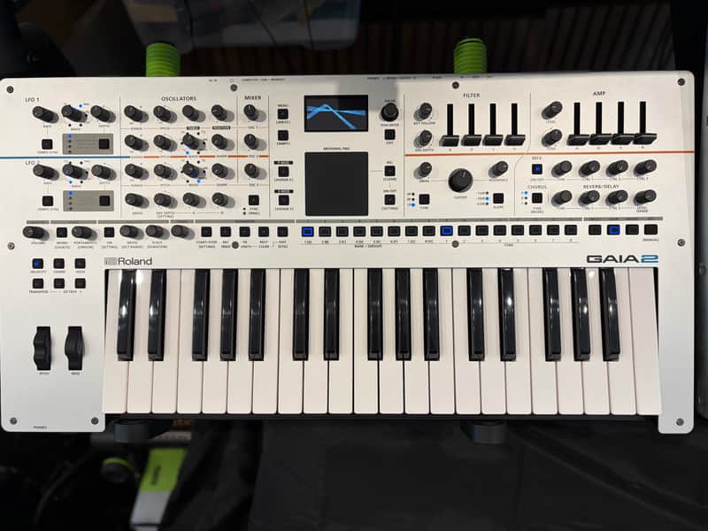 Roland Gaia 2 37-Key 22-Voice Synthesizer