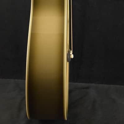 Mint Fender Limited Edition California Vintage Malibu with Case Antigua image 4