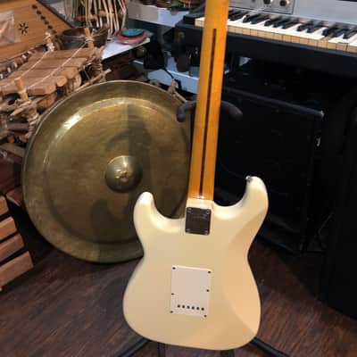 Fernandes-1980's-Limited Edition- Electric Guitar  - Cream image 3