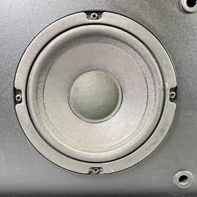 Pair Bose 201 Series III Direct Reflecting Bookshelf Speakers image 6