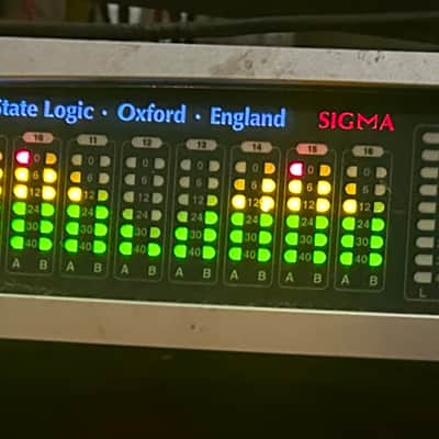 Sigma Delta 32-Channel Rackmount Mixer 2013 - 2019 - Silver image 2