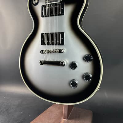Epiphone Les Paul Custom 2021 - Present Silverburst image 3