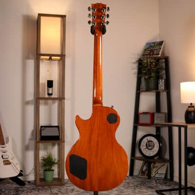 Gibson Les Paul Classic 2019 - Rosewood Fingerboard, Honeyburst, Used image 9