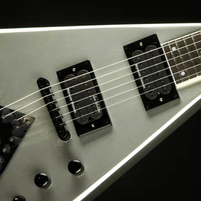 2023 - Kramer Dave Mustaine Vanguard Silver Metallic image 13