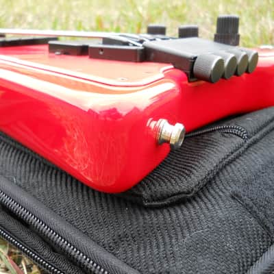 1987 Steinberger XP-2 4 String HEADLESS Bass Guitar, Active EMG's, ORIGINAL RED image 11