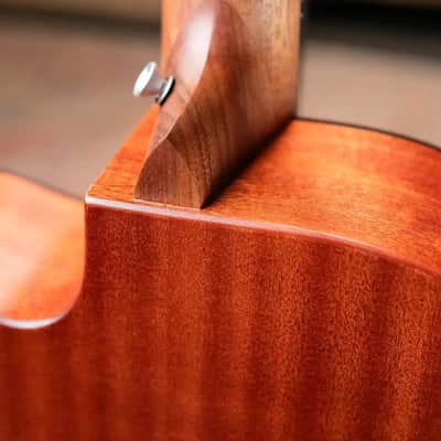 Martin 000C Jr-E Acoustic/Electric Guitar with Gig Bag image 8