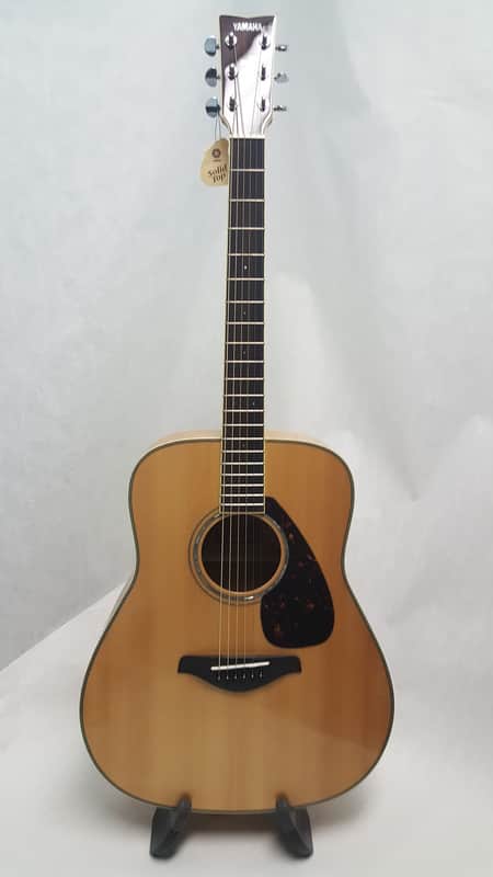 Yamaha FG740SFM Flame Maple Dreadnought Acoustic Guitar w/ Solid