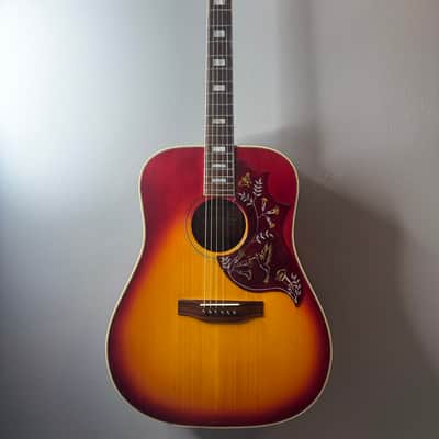 Gibson Hummingbird Custom 1974 - Cherry sunburst image 2