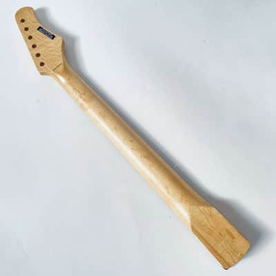 Eko Left Hand Guitar Strat Style Maple Neck, Rosewood Fingerboard 22 Frets image 5
