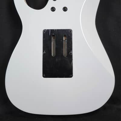 Ibanez RG450DXB RG Standard, Locking Nut, White image 9