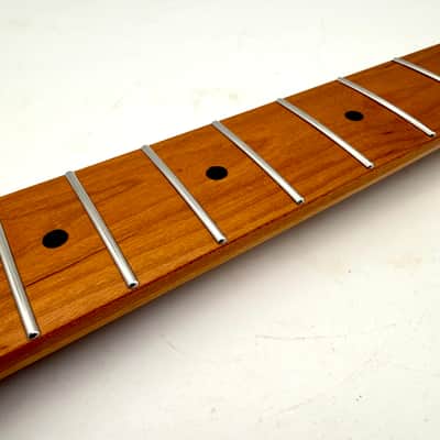 HooDoo Stratocaster Neck Roasted Maple Nitro New hsn6488 image 3