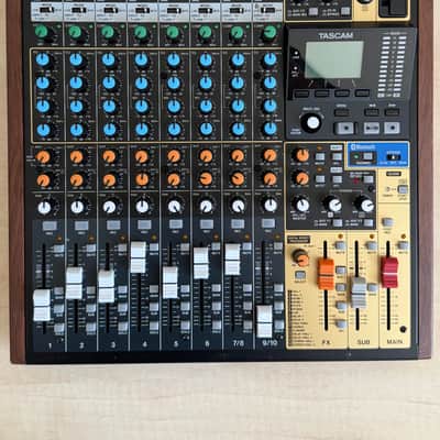 Tascam Model 12 + Decksaver + Official Tascam Bag – Excellent Condition image 2