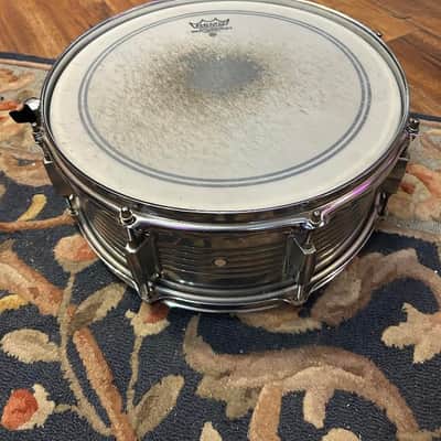 Unbranded 14" x 5" Chrome Snare Drum image 1