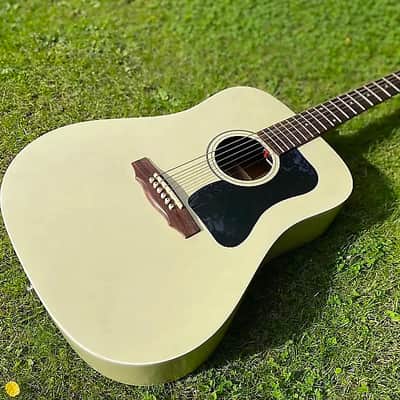 Guild D25 1990s - Rare White Finish image 2